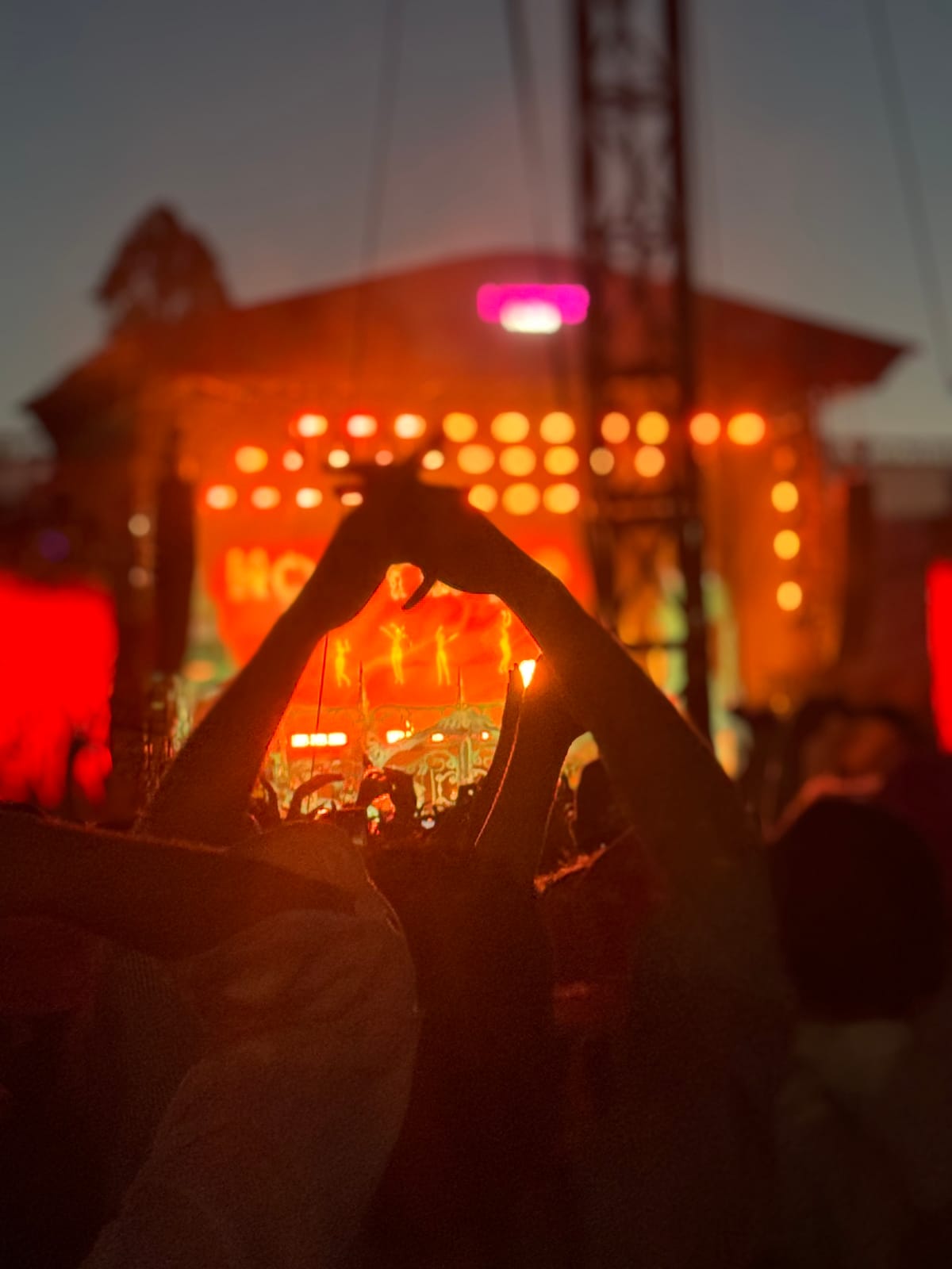 The Boyfriend Holding Pen needs to happen NOW